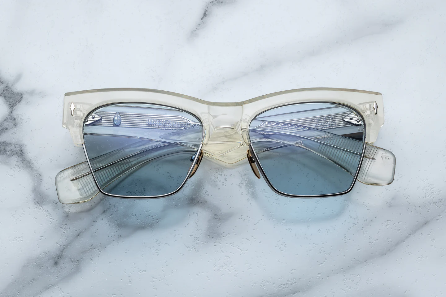 Bugsy_Brut_Front-Cropped_5377x3585_a5af3243-4906-4258-a440-78fab4e559f1 Jacques Marie Mage Bugsy Sunglasses - in Brut - Image 1