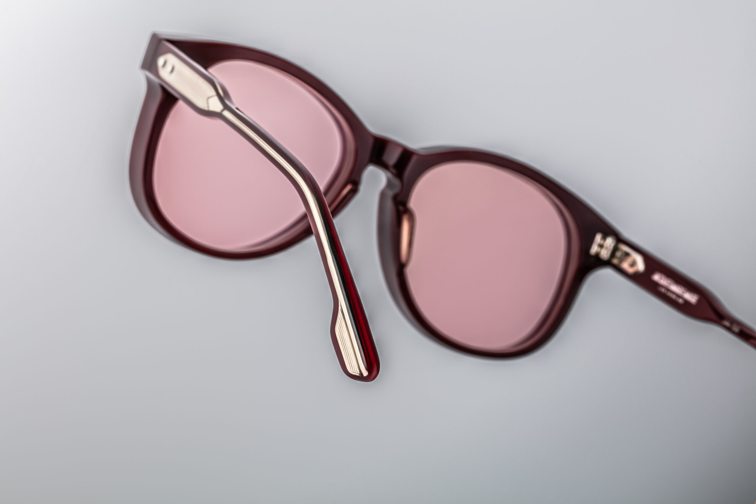Kay_Reserve_Detail-014_Resized_5377x3585_yo1kmq Jacques Marie Mage Kay Sunglasses for Women - Reserve - Image 4