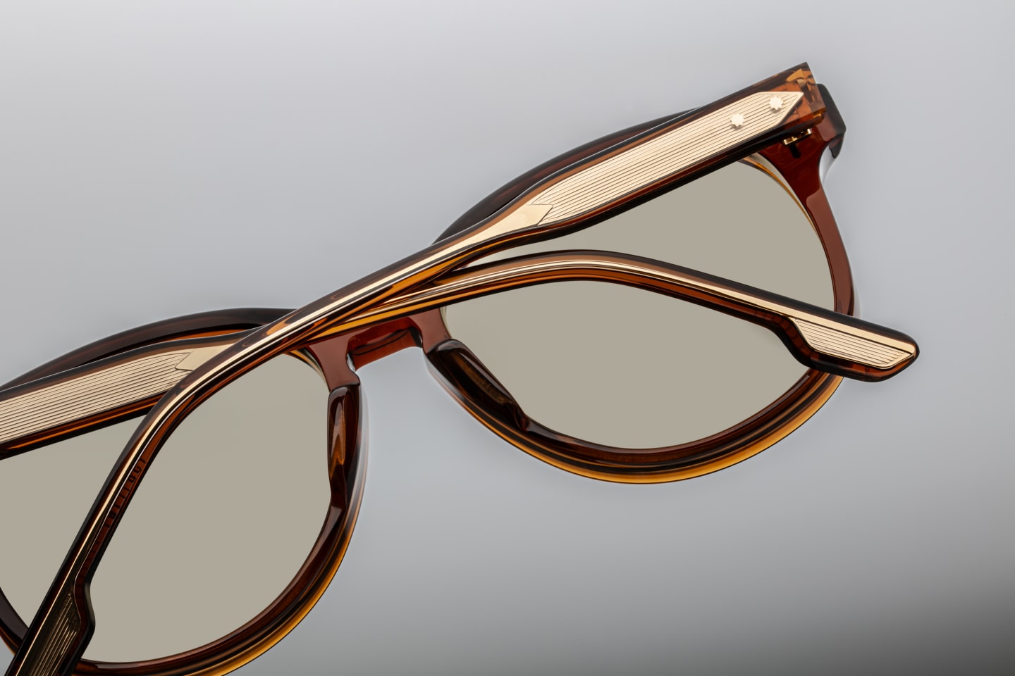 Kay_Teak_Detail-003_Resized_5377x3585_yixxnc Jacques Marie Mage Kay Sunglasses for Women - Teak - Image 2