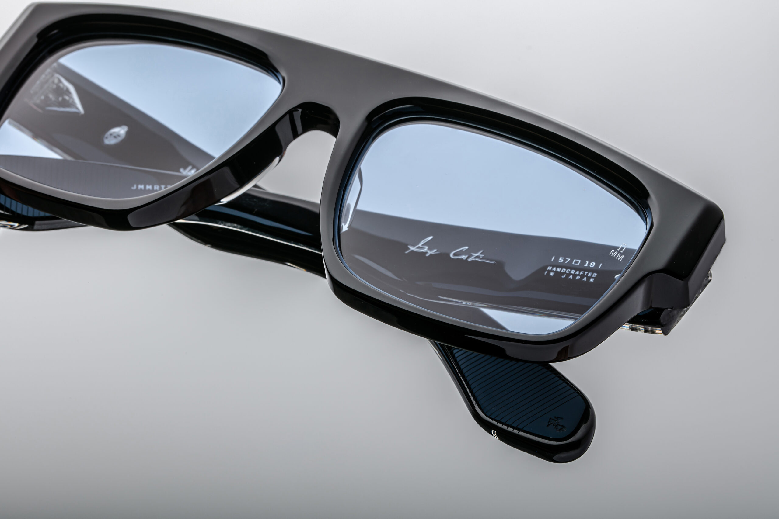 Ritz_Ciel_Detail-002_Resized_5377x3585_q596qd Jacques Marie Mage Ritz Sunglasses for Men by George Cortina - Ciel - Image 3