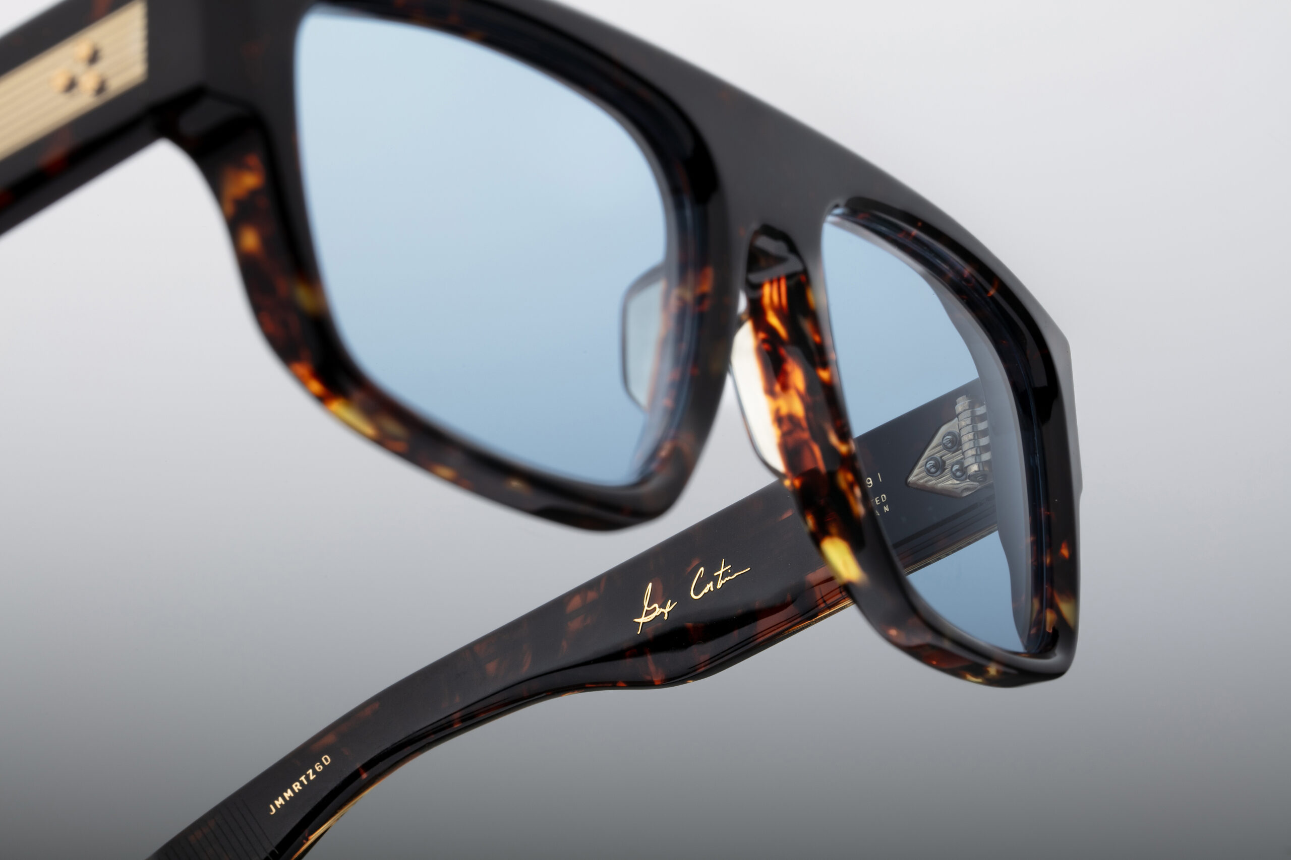 Ritz_Tortoise_Detail-005_Resized_5377x3585_ijr76c Jacques Marie Mage Ritz Sunglasses for Men by George Cortina - Tortoise - Image 3