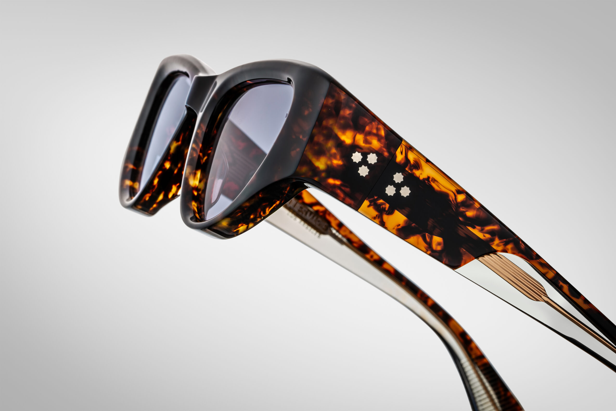 Seymour_Beau_Detail-003-Resized_5377x3585_zezdmk Jacques Marie Mage Seymor Sunglasses for Women - Beau - Image 2