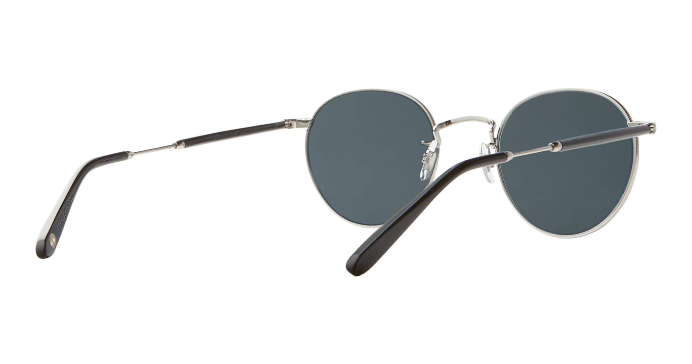 Sunglasses_Wilson-M_4005_SV-BK-SFPBS_4_1400x Garrett Leight Wilson M Sun - Silver-Black/Semi-Flat Pure Blue Smoke - Image 4